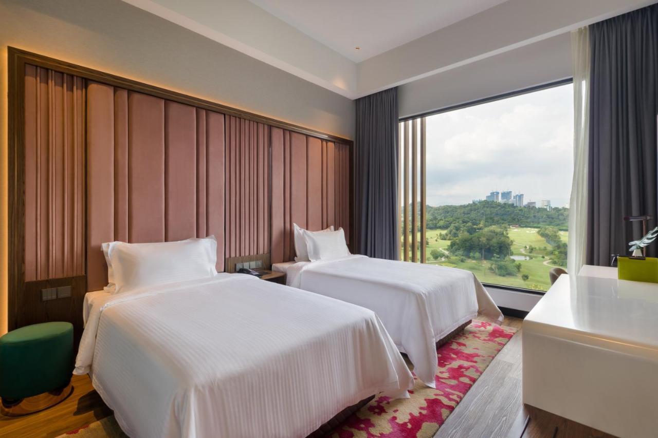 M Resort & Hotel Kuala Lumpur Eksteriør bilde Deluxe Twin